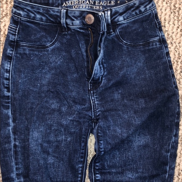 American Eagle High-Rise Jeans - Picture 2 of 4